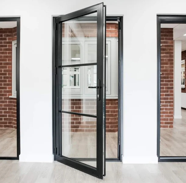 aluminium door in black