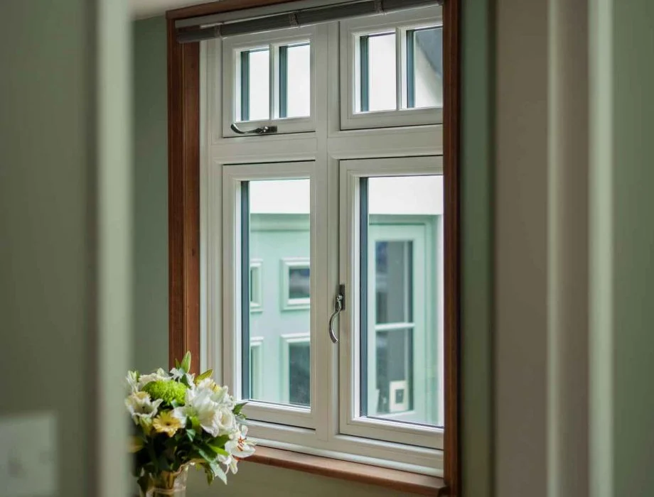 Resicence 9 window	