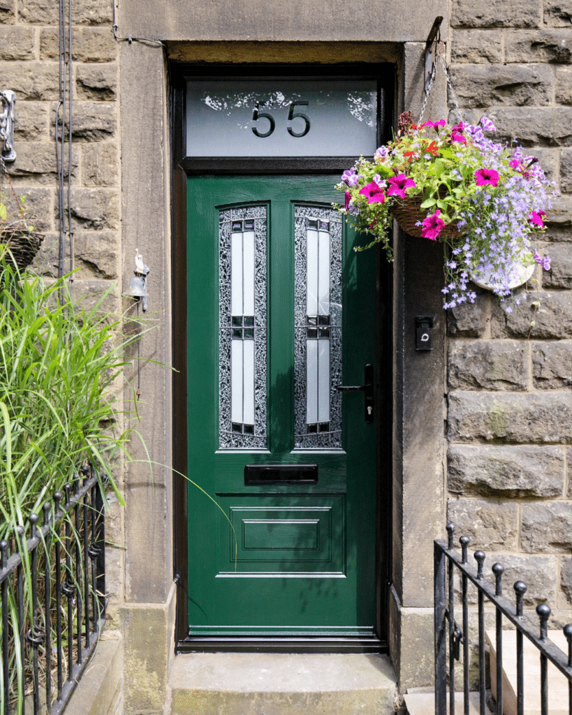 rockdoor illionis with glue chip glass